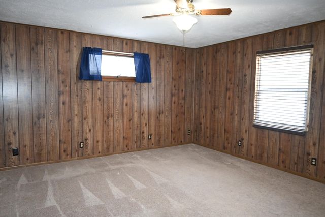 2087 Whitehall Road, Laketon Twp, MI 49445