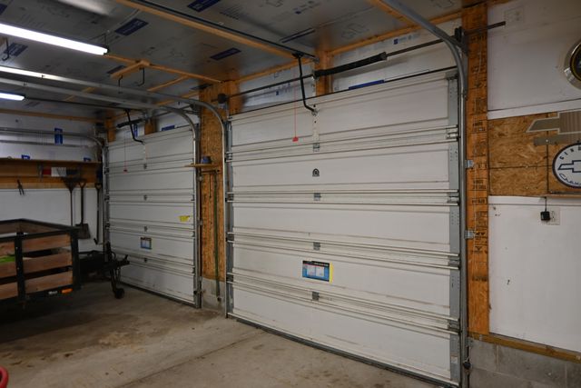 2087 Whitehall Road, Laketon Twp, MI 49445