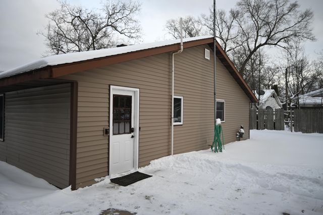 2087 Whitehall Road, Laketon Twp, MI 49445