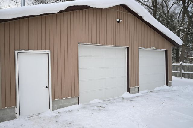 2087 Whitehall Road, Laketon Twp, MI 49445