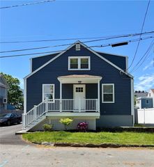 3 Clinton Street A, Newport, RI 02840