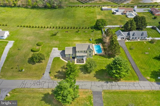 78 FAIRVIEW DR, Charles Town, WV 25414