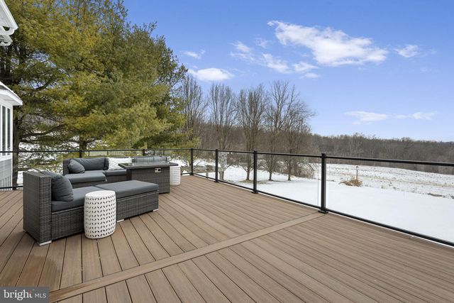 120 LYNDELL RD, Downingtown, PA 19335