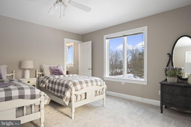 120 LYNDELL RD, Downingtown, PA 19335