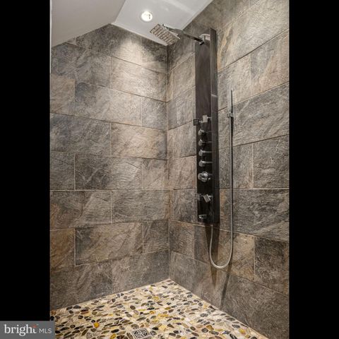 120 LYNDELL RD, Downingtown, PA 19335