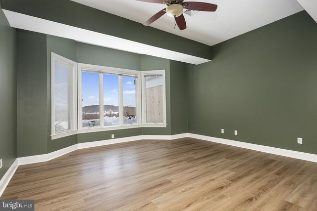 120 LYNDELL RD, Downingtown, PA 19335