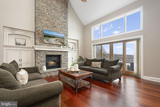 120 LYNDELL RD, Downingtown, PA 19335