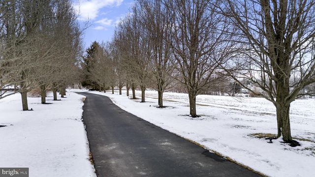 120 LYNDELL RD, Downingtown, PA 19335