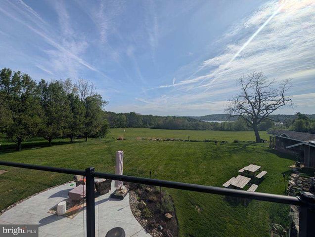 120 LYNDELL RD, Downingtown, PA 19335