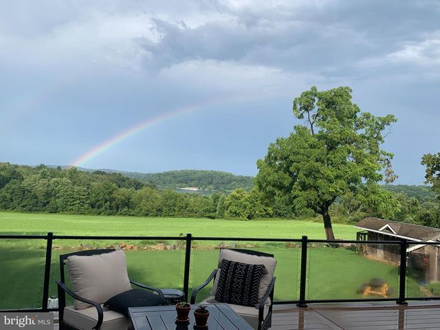 120 LYNDELL RD, Downingtown, PA 19335