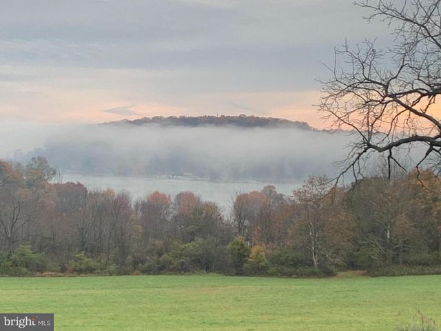 120 LYNDELL RD, Downingtown, PA 19335