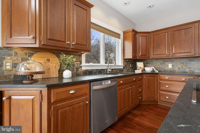 120 LYNDELL RD, Downingtown, PA 19335