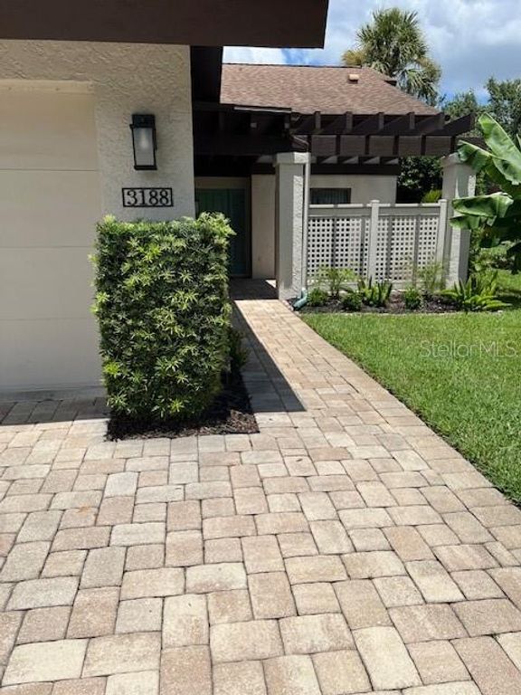 3188 WINDRUSH BOURNE 2, Sarasota, FL 34235