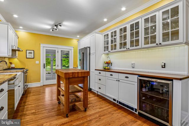 29 CRAVEN LANE LN, Lawrence Twp, NJ 08648