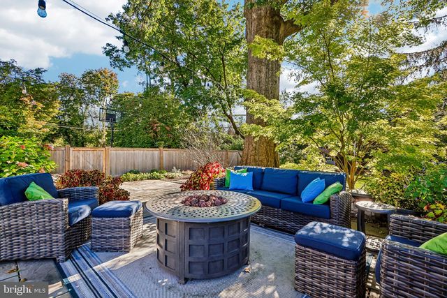 29 CRAVEN LANE LN, Lawrence Twp, NJ 08648