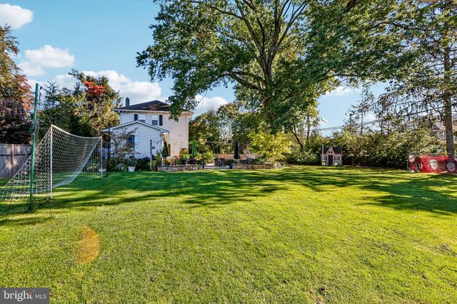 29 CRAVEN LANE LN, Lawrence Twp, NJ 08648