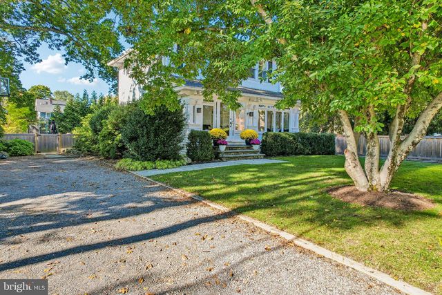 29 CRAVEN LANE LN, Lawrence Twp, NJ 08648