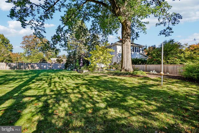29 CRAVEN LANE LN, Lawrence Twp, NJ 08648