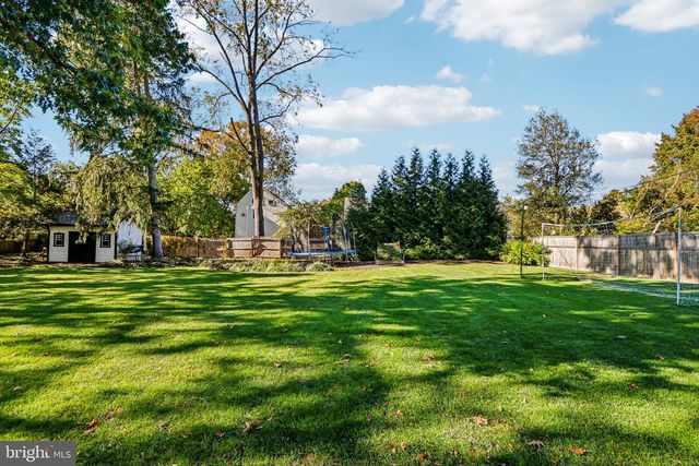 29 CRAVEN LANE LN, Lawrence Twp, NJ 08648