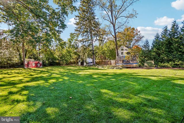 29 CRAVEN LANE LN, Lawrence Twp, NJ 08648