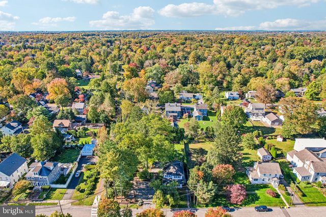 29 CRAVEN LANE LN, Lawrence Twp, NJ 08648