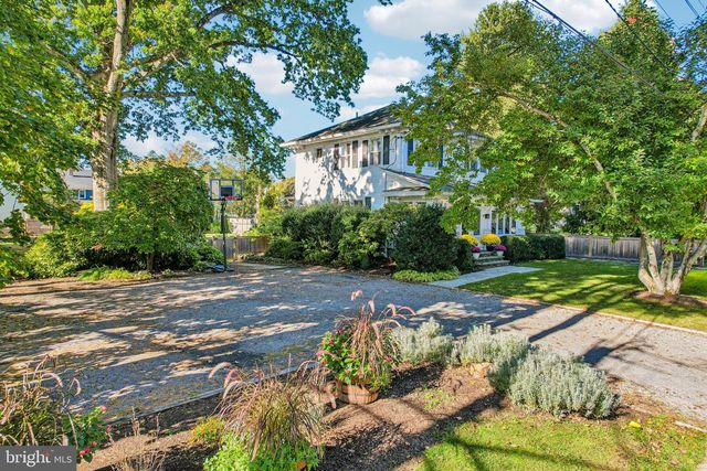 29 CRAVEN LANE LN, Lawrence Twp, NJ 08648