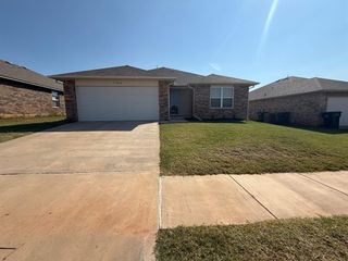 11016 NW 100th Street, Yukon, OK 73099
