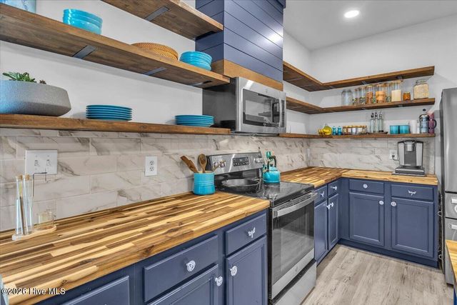 6602 Dorrington Drive, Wilmington, NC 28412