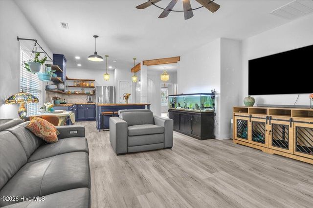 6602 Dorrington Drive, Wilmington, NC 28412