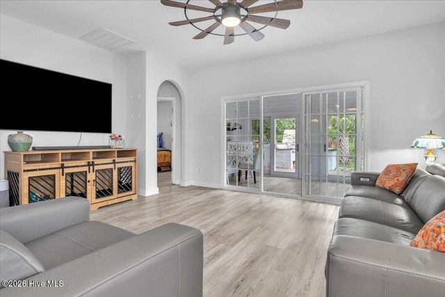 6602 Dorrington Drive, Wilmington, NC 28412