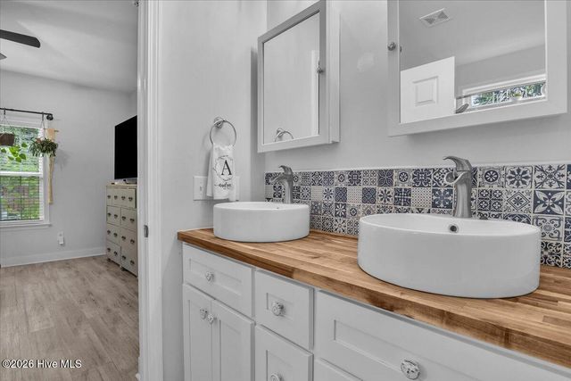 6602 Dorrington Drive, Wilmington, NC 28412