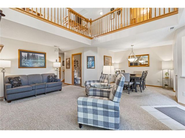 1407 Hunter Hill Road, Hudson, WI 54016