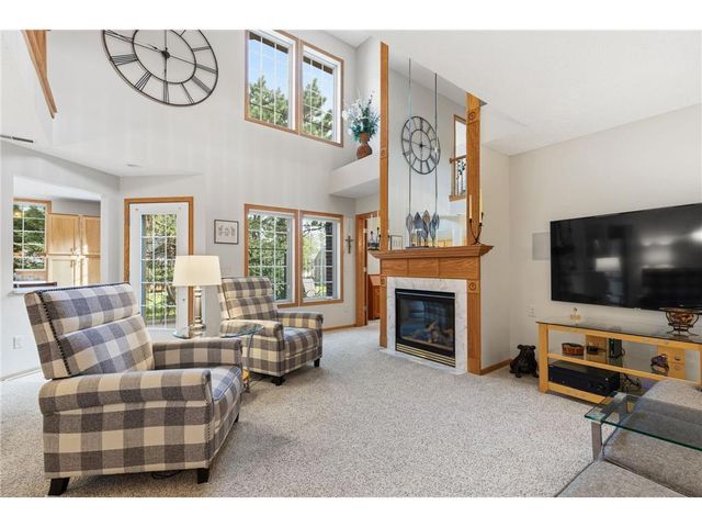 1407 Hunter Hill Road, Hudson, WI 54016
