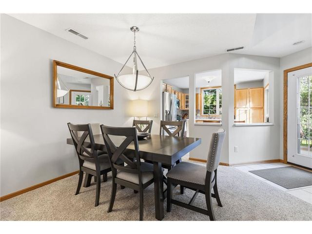 1407 Hunter Hill Road, Hudson, WI 54016