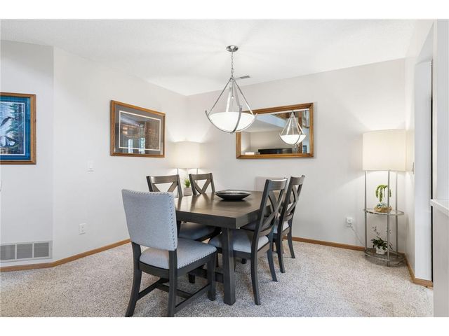 1407 Hunter Hill Road, Hudson, WI 54016