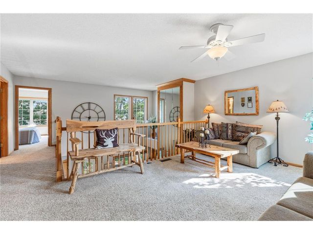 1407 Hunter Hill Road, Hudson, WI 54016