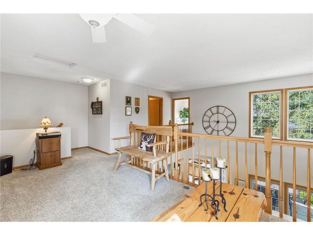 1407 Hunter Hill Road, Hudson, WI 54016