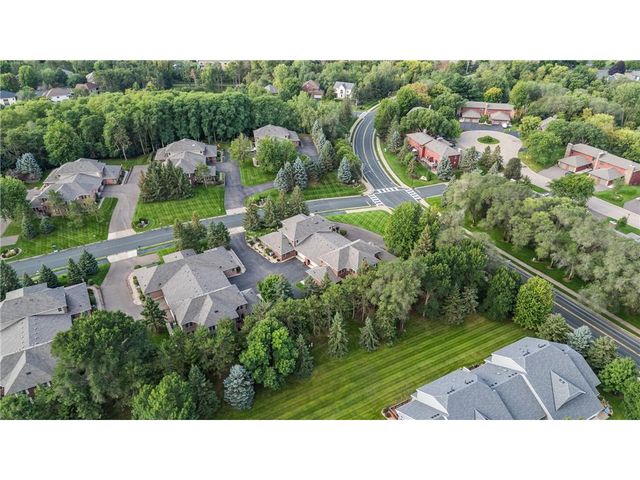 1407 Hunter Hill Road, Hudson, WI 54016