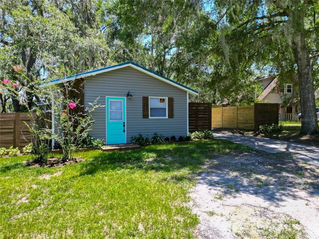 8781 S LAKESHORE DRIVE, Floral City, FL 34436