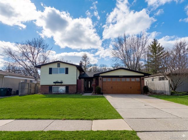 36417 Weber Drive, Sterling Heights, MI 48310