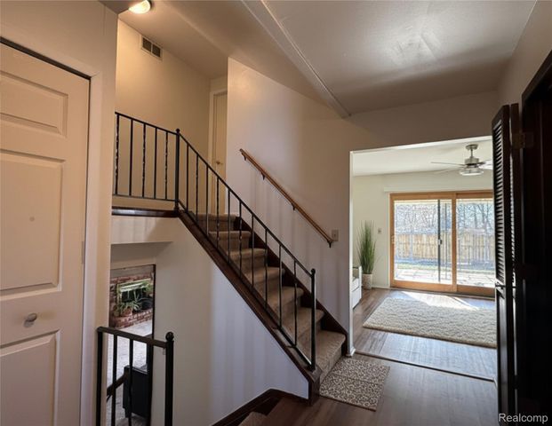 36417 Weber Drive, Sterling Heights, MI 48310