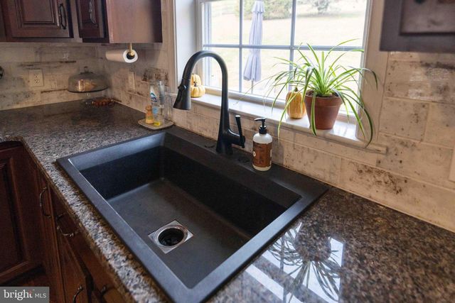 151 S SANDY HILL RD, Coatesville, PA 19320