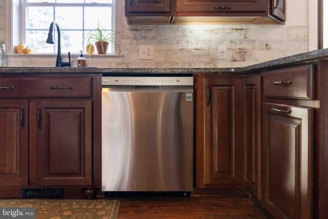 151 S SANDY HILL RD, Coatesville, PA 19320