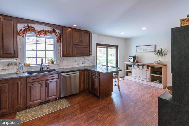 151 S SANDY HILL RD, Coatesville, PA 19320