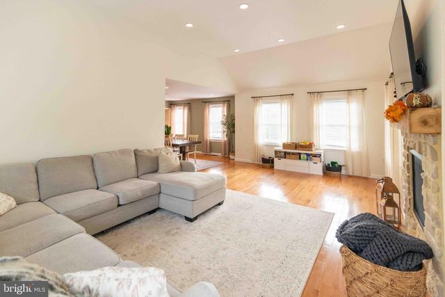 151 S SANDY HILL RD, Coatesville, PA 19320