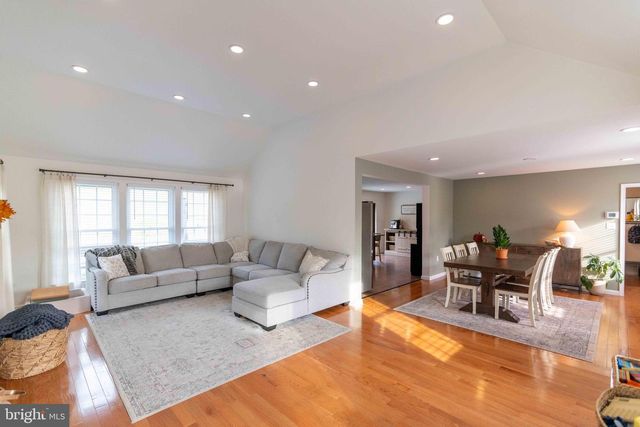 151 S SANDY HILL RD, Coatesville, PA 19320