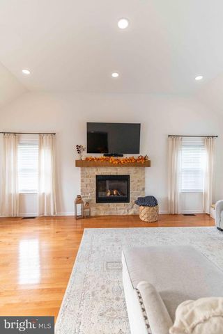 151 S SANDY HILL RD, Coatesville, PA 19320