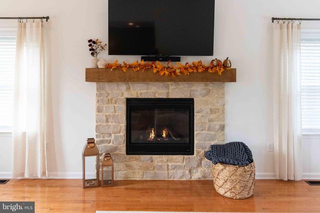 151 S SANDY HILL RD, Coatesville, PA 19320