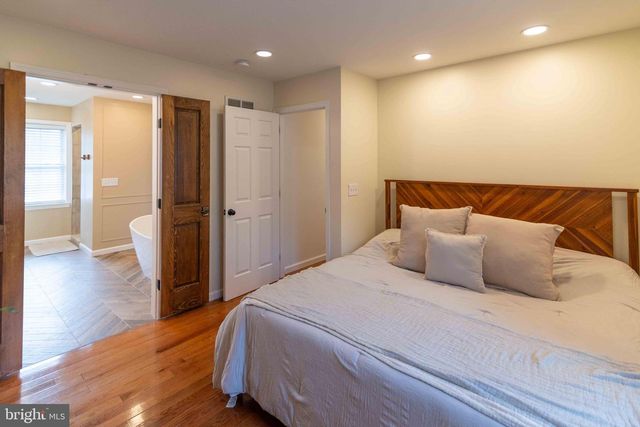 151 S SANDY HILL RD, Coatesville, PA 19320