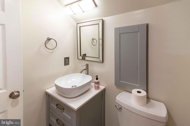 151 S SANDY HILL RD, Coatesville, PA 19320